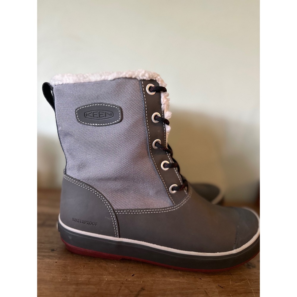 Women Keen Elsa Waterproof Winger boot, size 9 - Picture 2 of 5